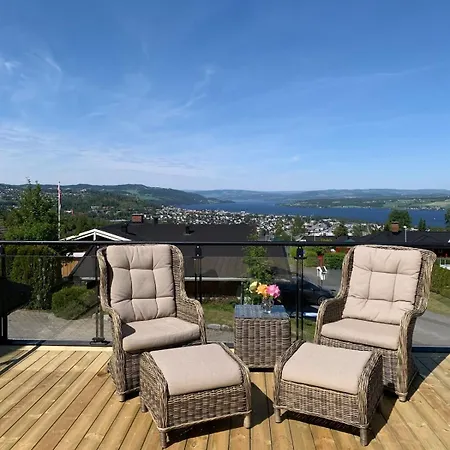 Spacious Family With Great View Of Mjosa Villa